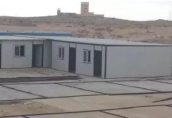 نوفر أفضل أنواع ألواح ساندوتش بانل PVC وWPC وستانلس.